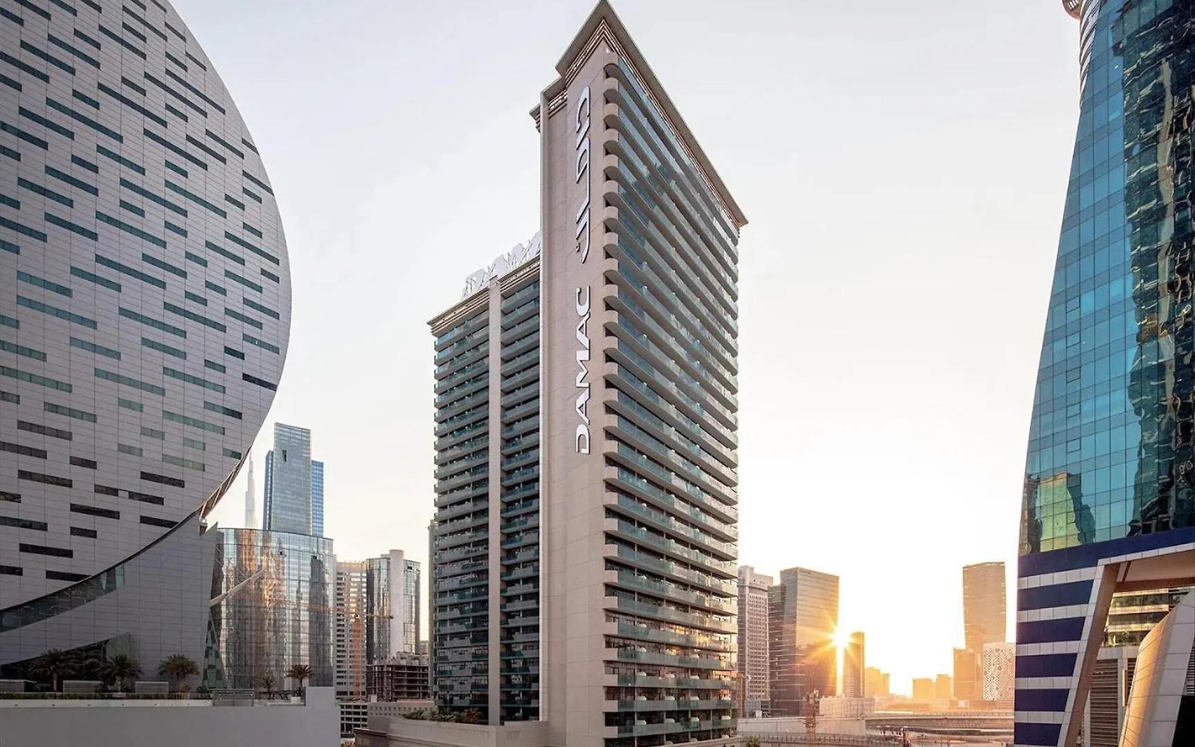 Livbnb Suites - Modern 1 Bed In Merano Tower Dubai Appartamento