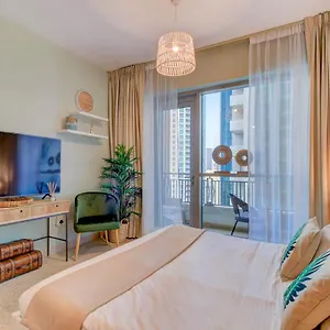 Durrani Homes - Luxurious Near Mall With Pool View Апартаменты